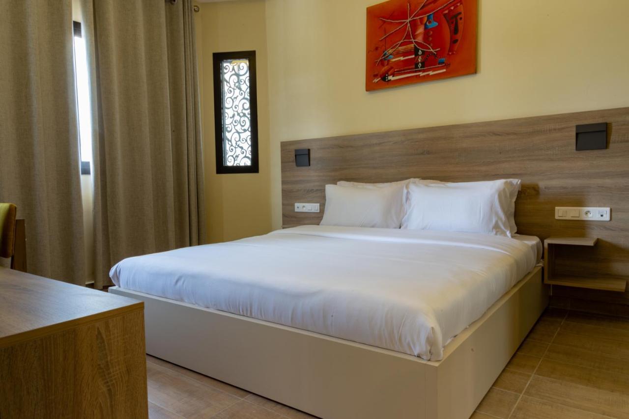 Silver Moon Hotel 阿比让 外观 照片
