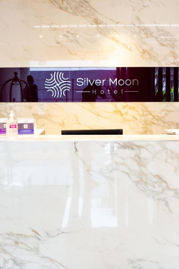 Silver Moon Hotel 阿比让 外观 照片